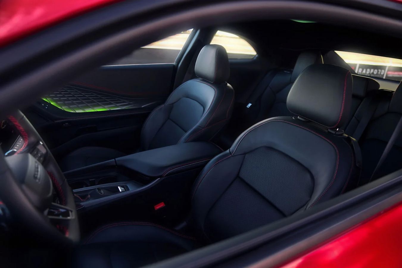 Η Dodge άνοιξε τις παραγγελίες για το Charger στην Ευρώπη